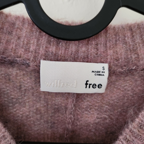 Aritzia Soft Sweater - Picture 2 of 3